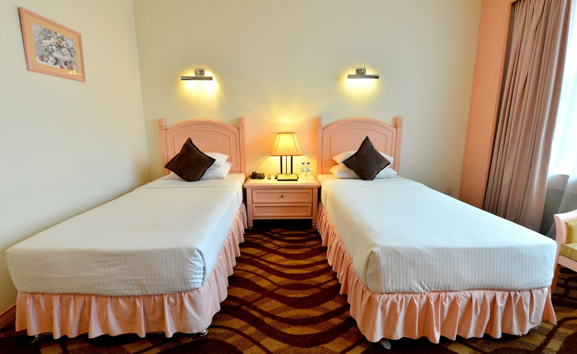 Emerald Puteri Hotel Сунгай Петани Екстериор снимка