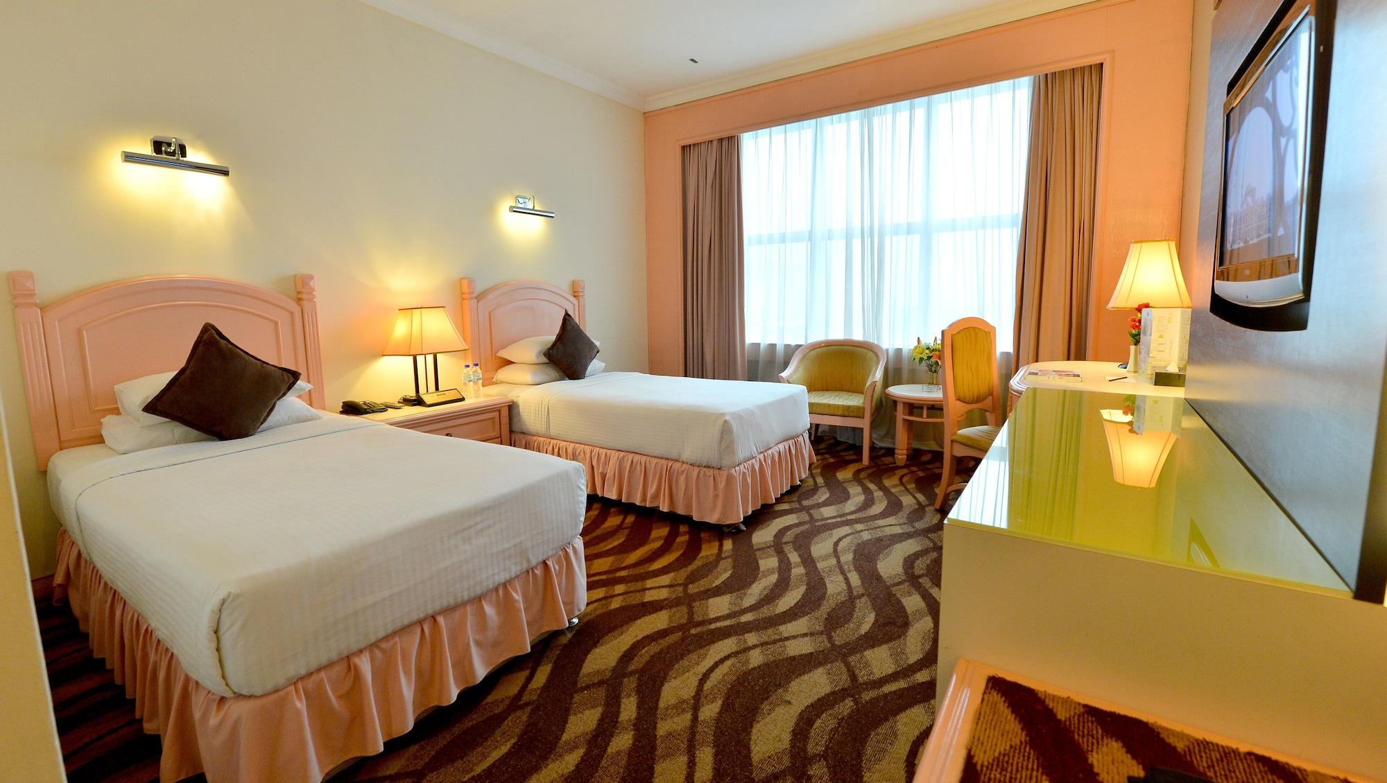 Emerald Puteri Hotel Сунгай Петани Екстериор снимка