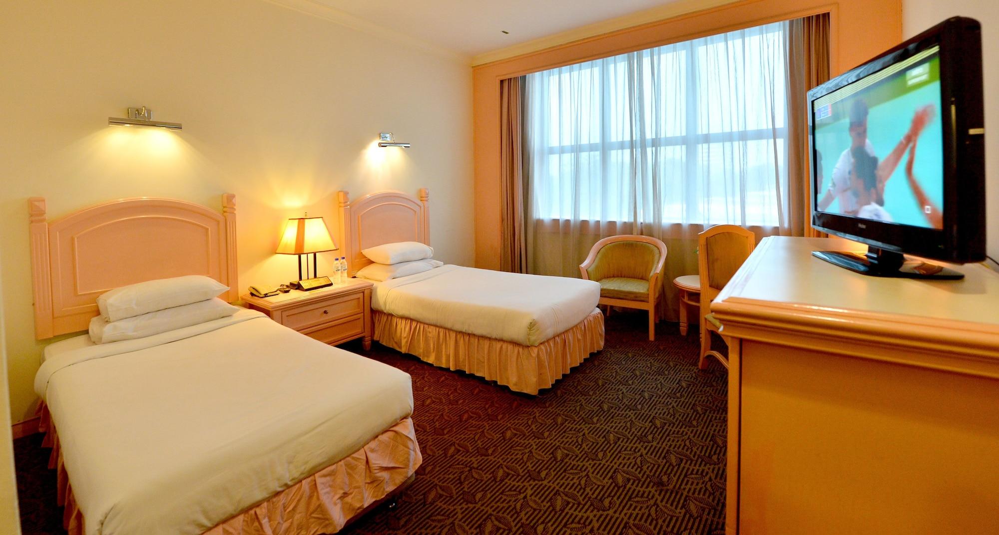 Emerald Puteri Hotel Сунгай Петани Екстериор снимка